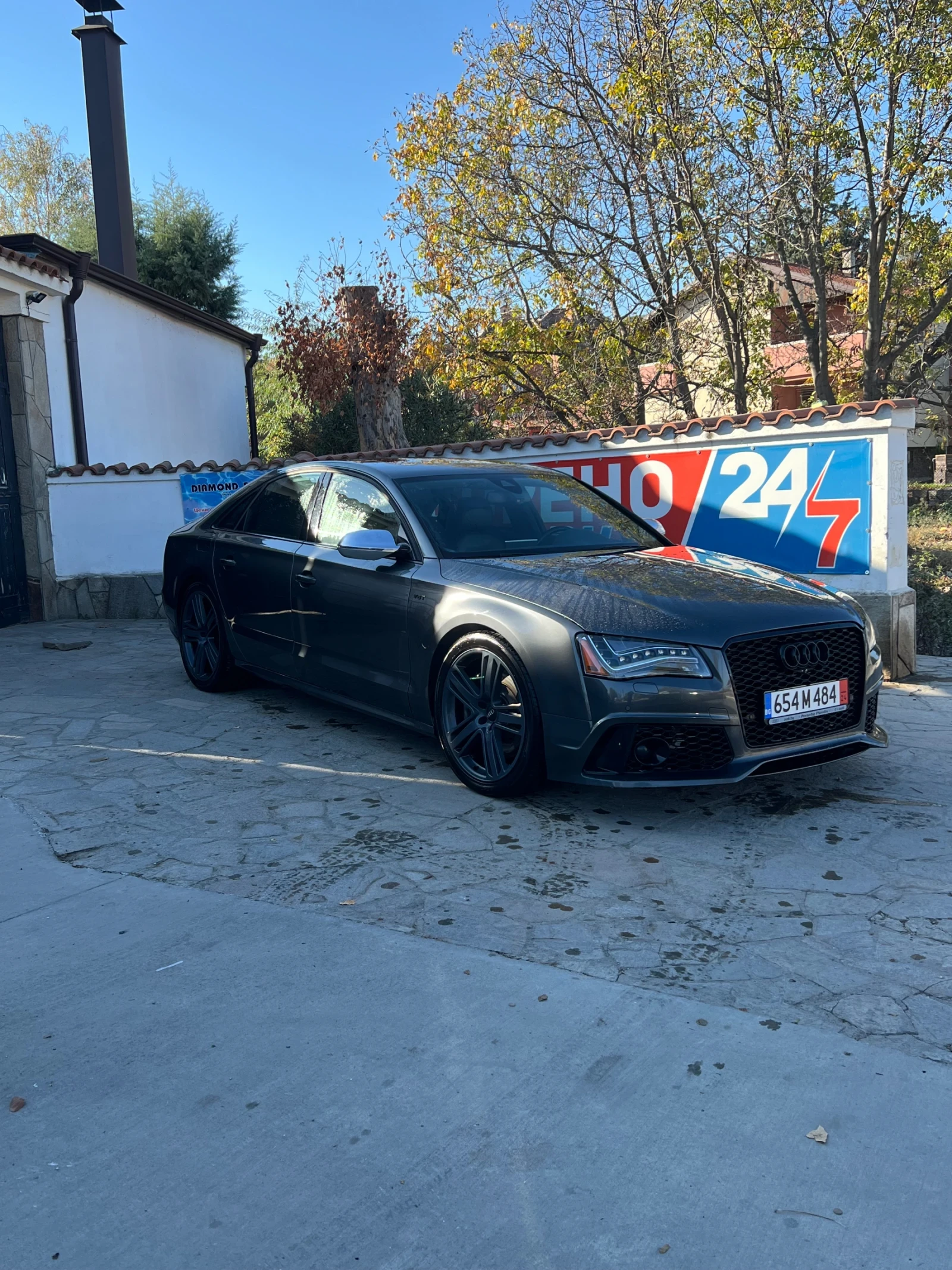 Audi S8 4.0tfsi black edition  - изображение 2