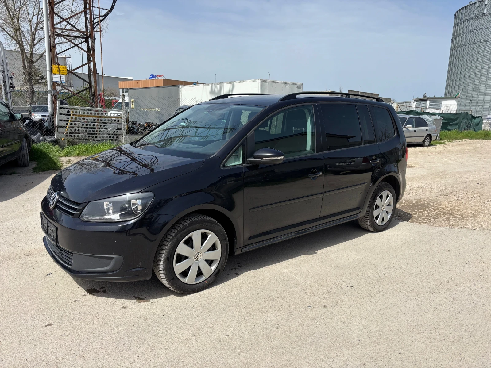 VW Touran 1.6 TDI 105кс Highline - изображение 2