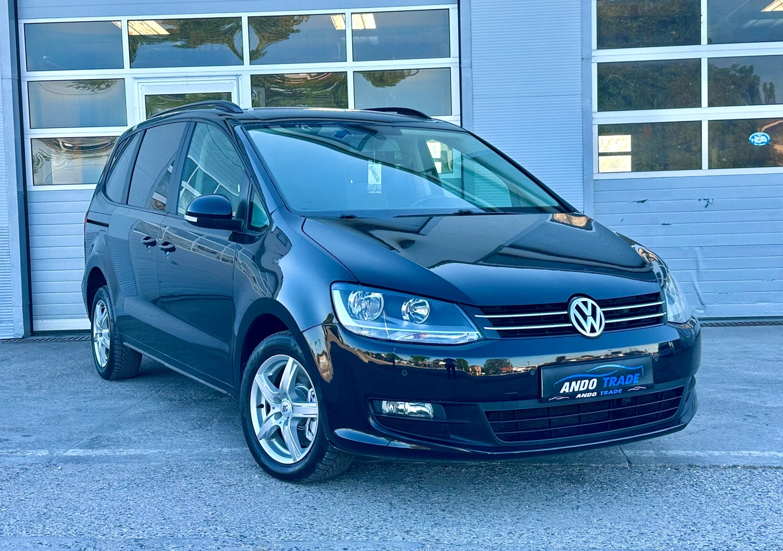 VW Sharan 2.0 TDI - изображение 3