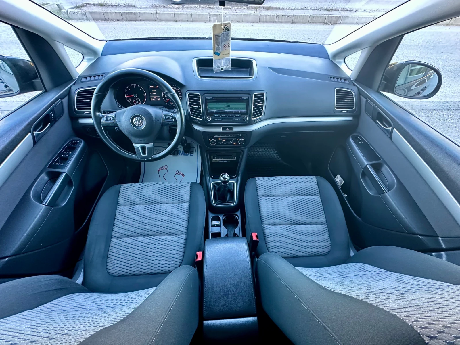 VW Sharan 2.0 TDI - изображение 9