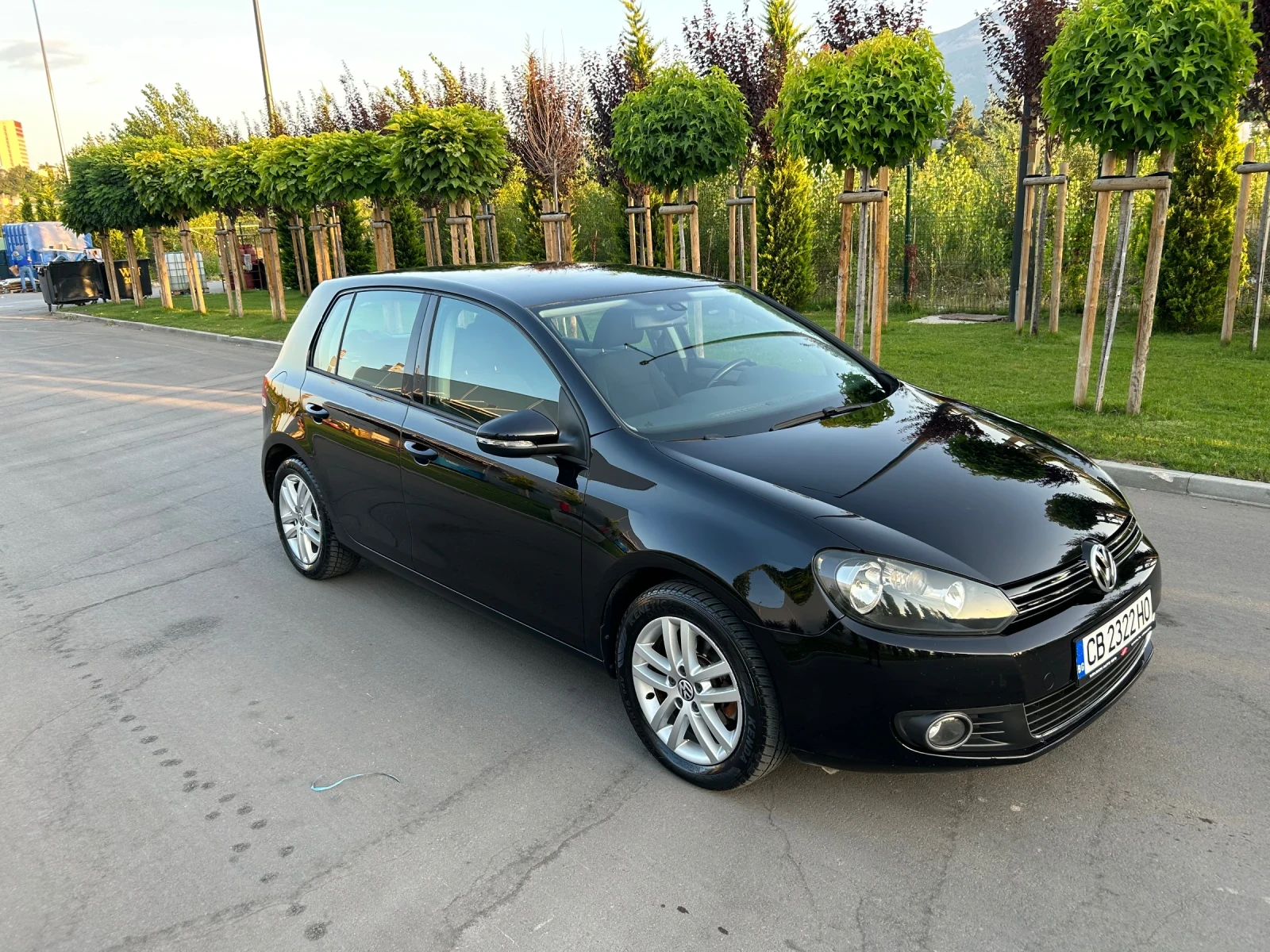 VW Golf Напълно обслужен Highline 1.6 дизел - изображение 3
