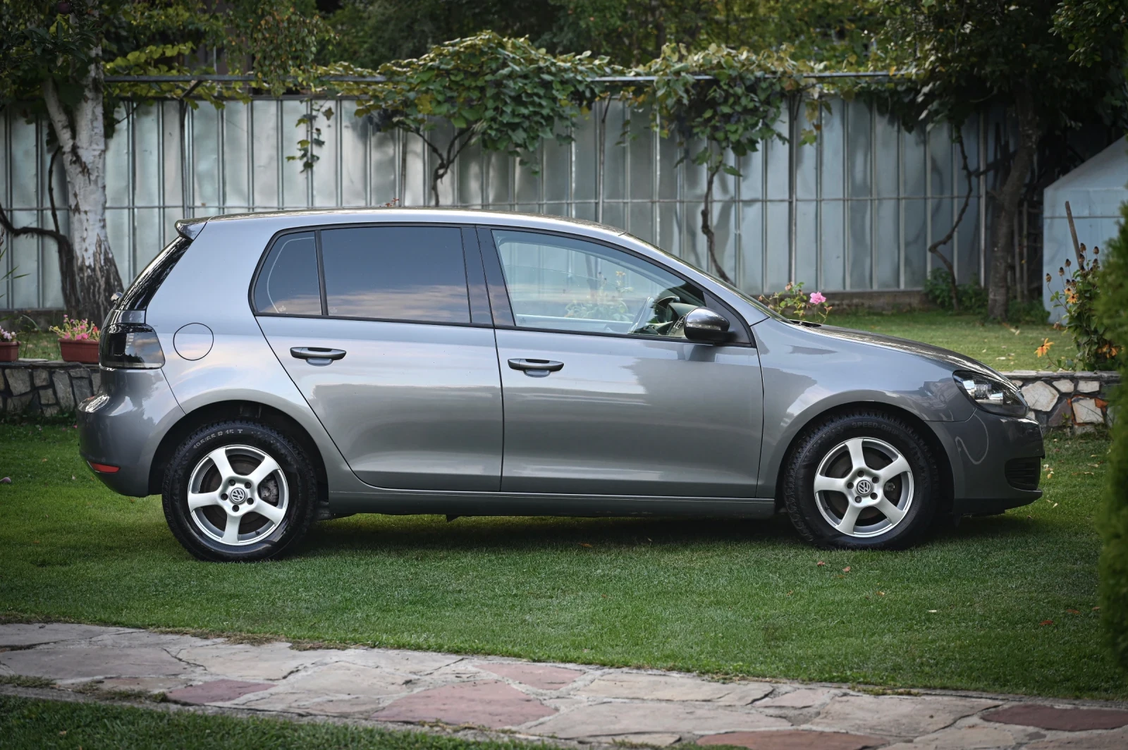 VW Golf 1.6TDI - изображение 8
