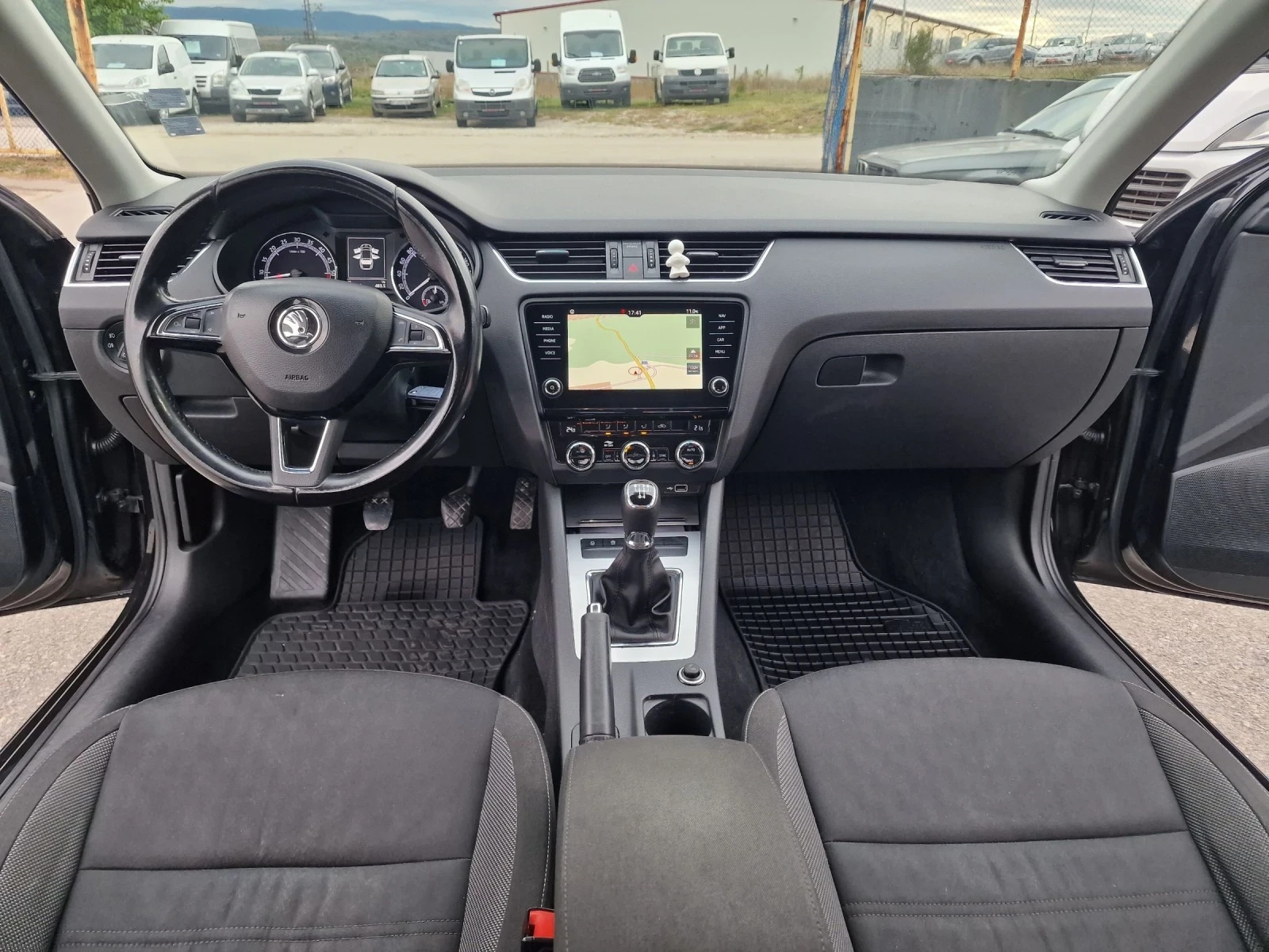 Skoda Octavia 1.6TDI - изображение 10