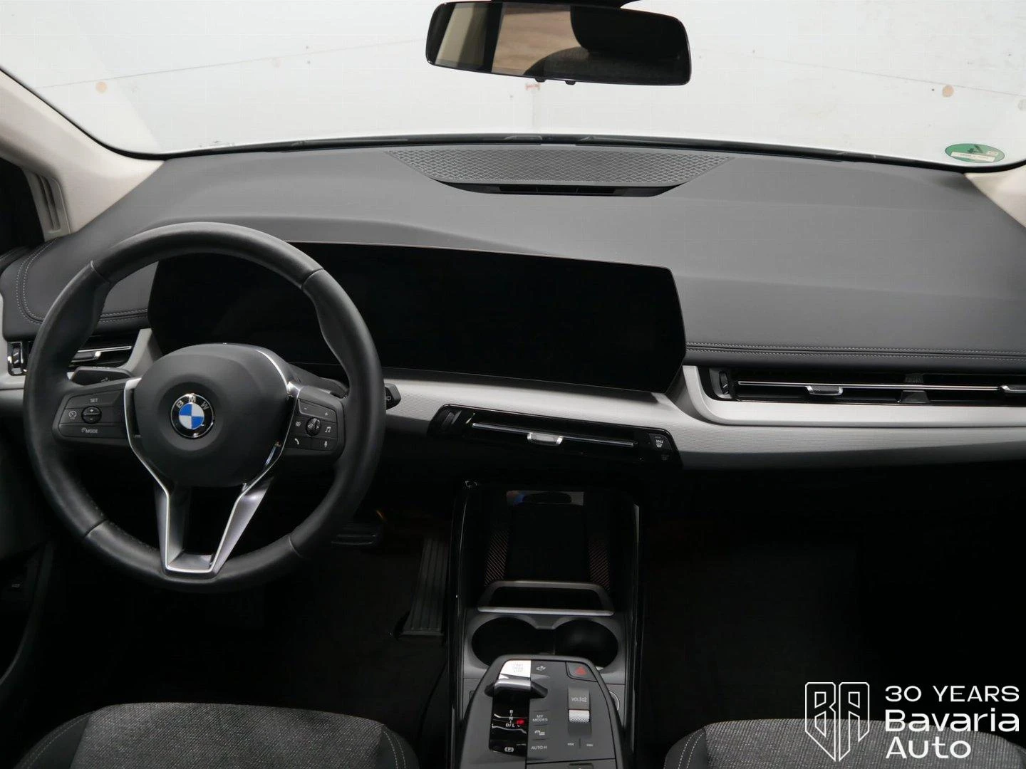 BMW 220 i Active Tourer Steptronic - изображение 6
