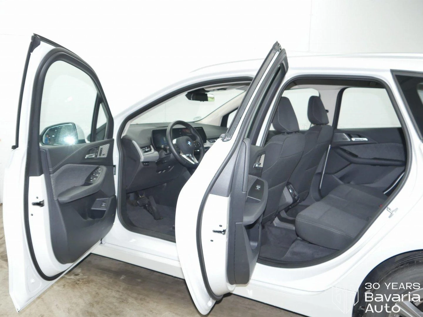 BMW 220 i Active Tourer Steptronic - изображение 5