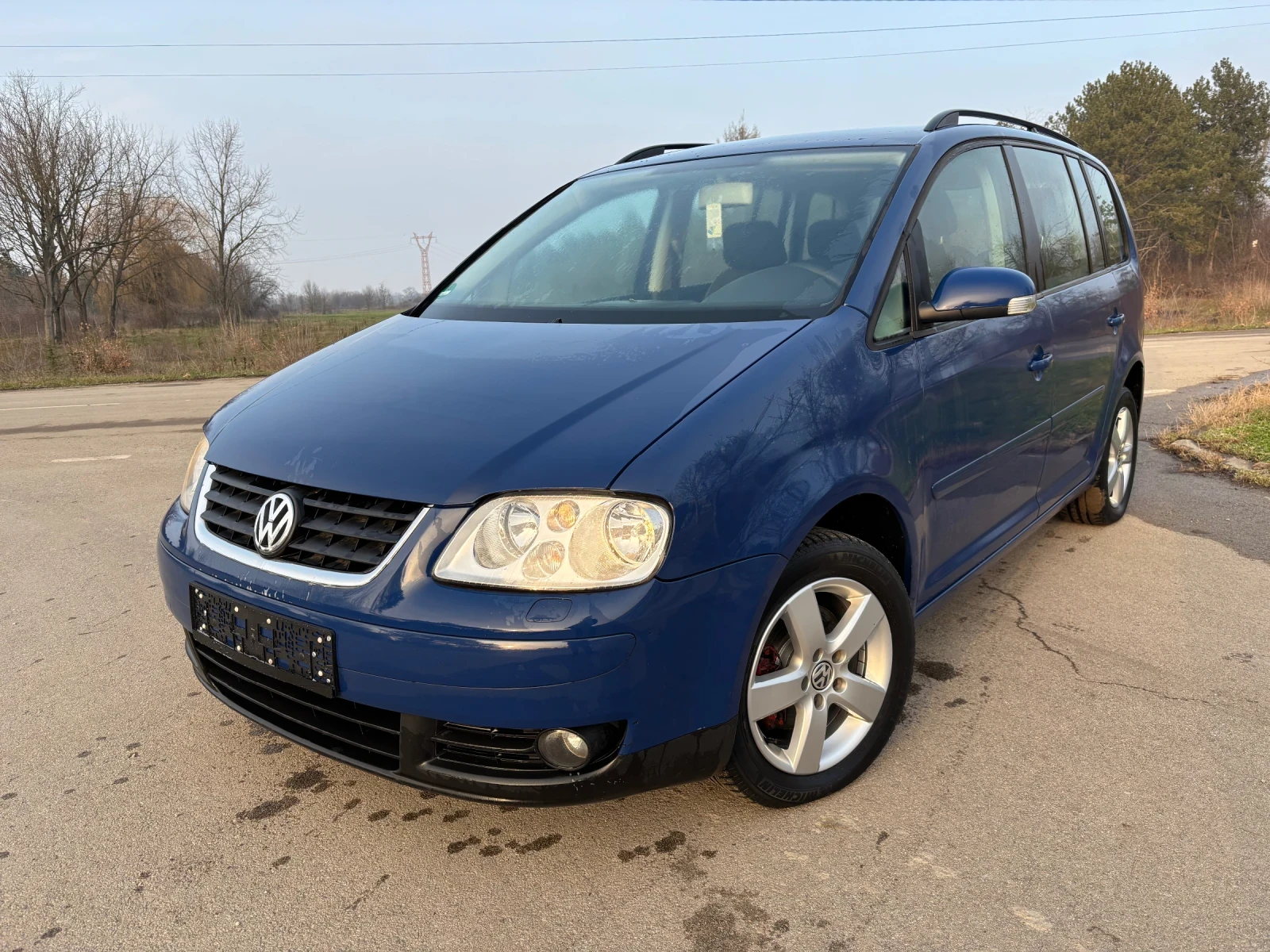 VW Touran 105к.с DSG - изображение 2