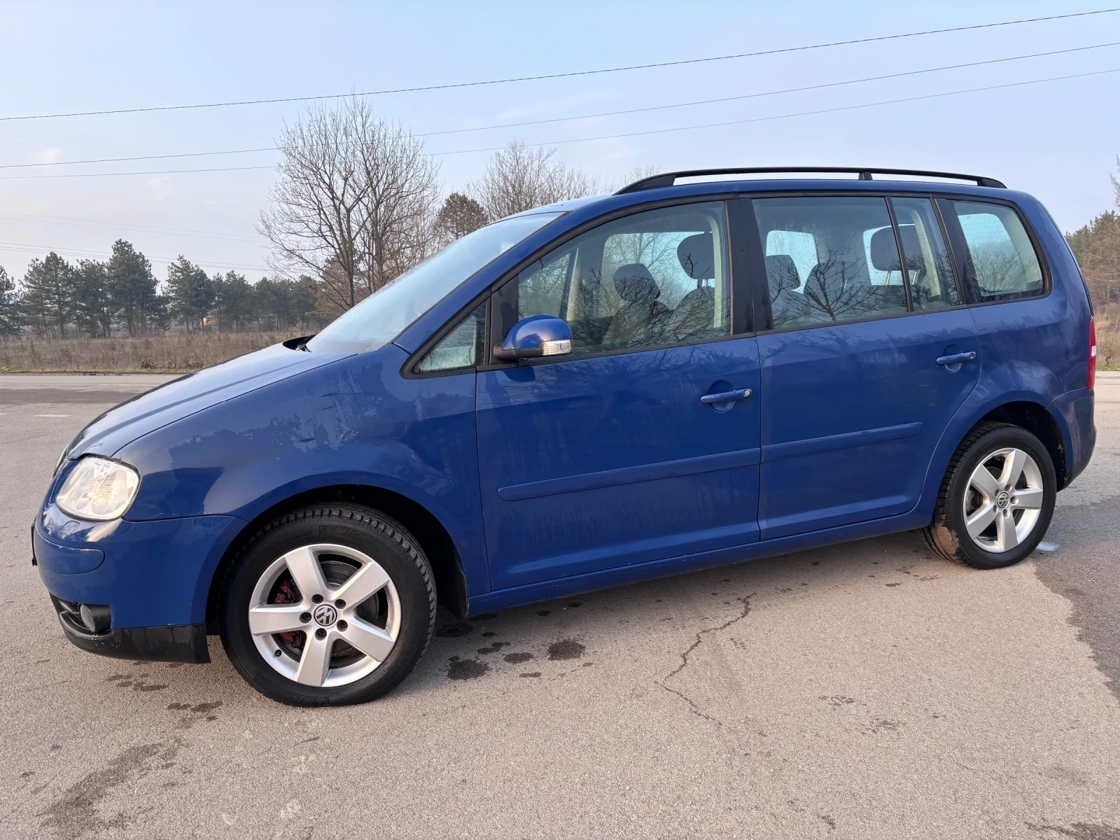 VW Touran 105к.с DSG - изображение 4