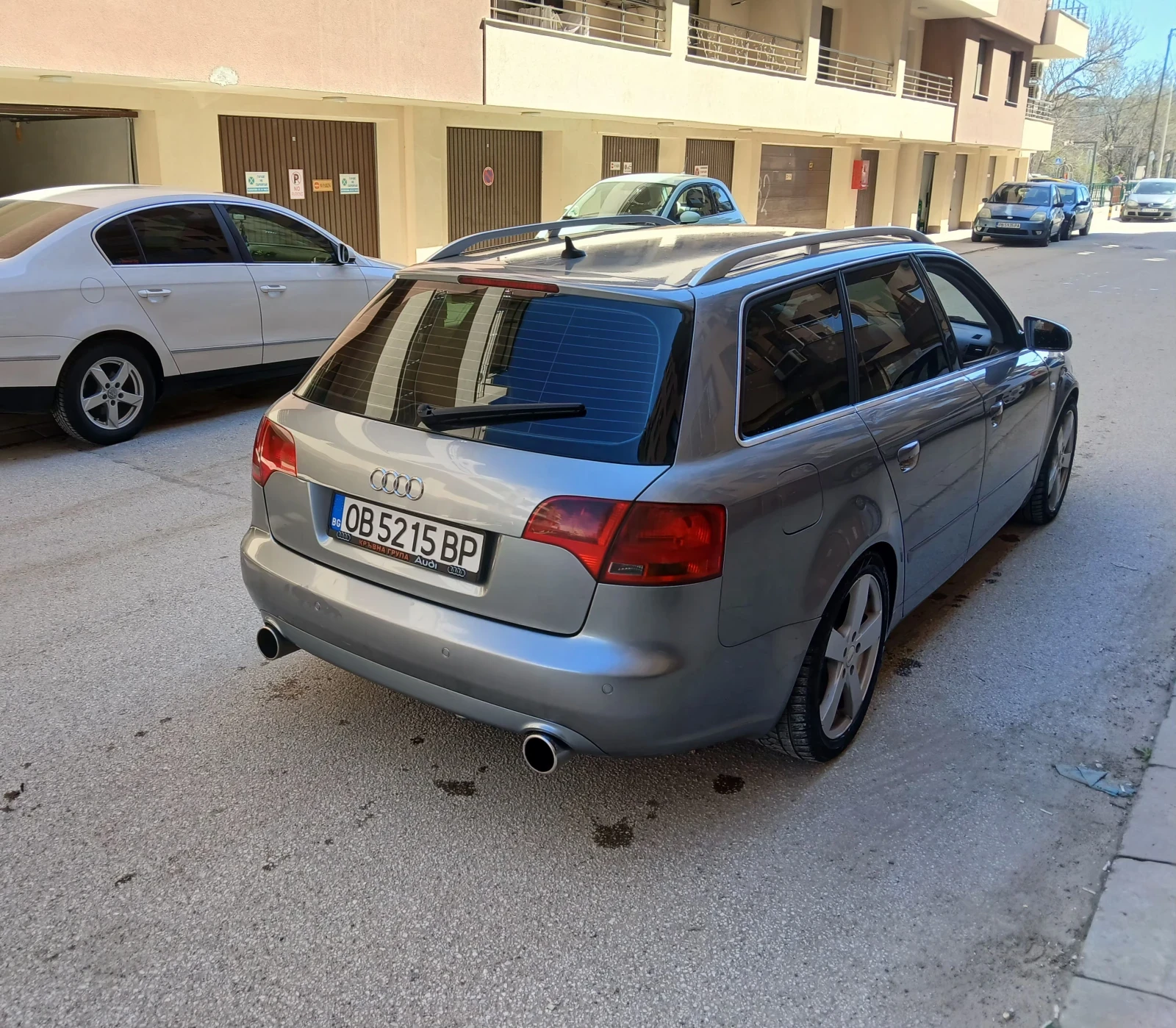 Audi A4 2.5 Tdi, снимка 13 - Автомобили и джипове - 54165178