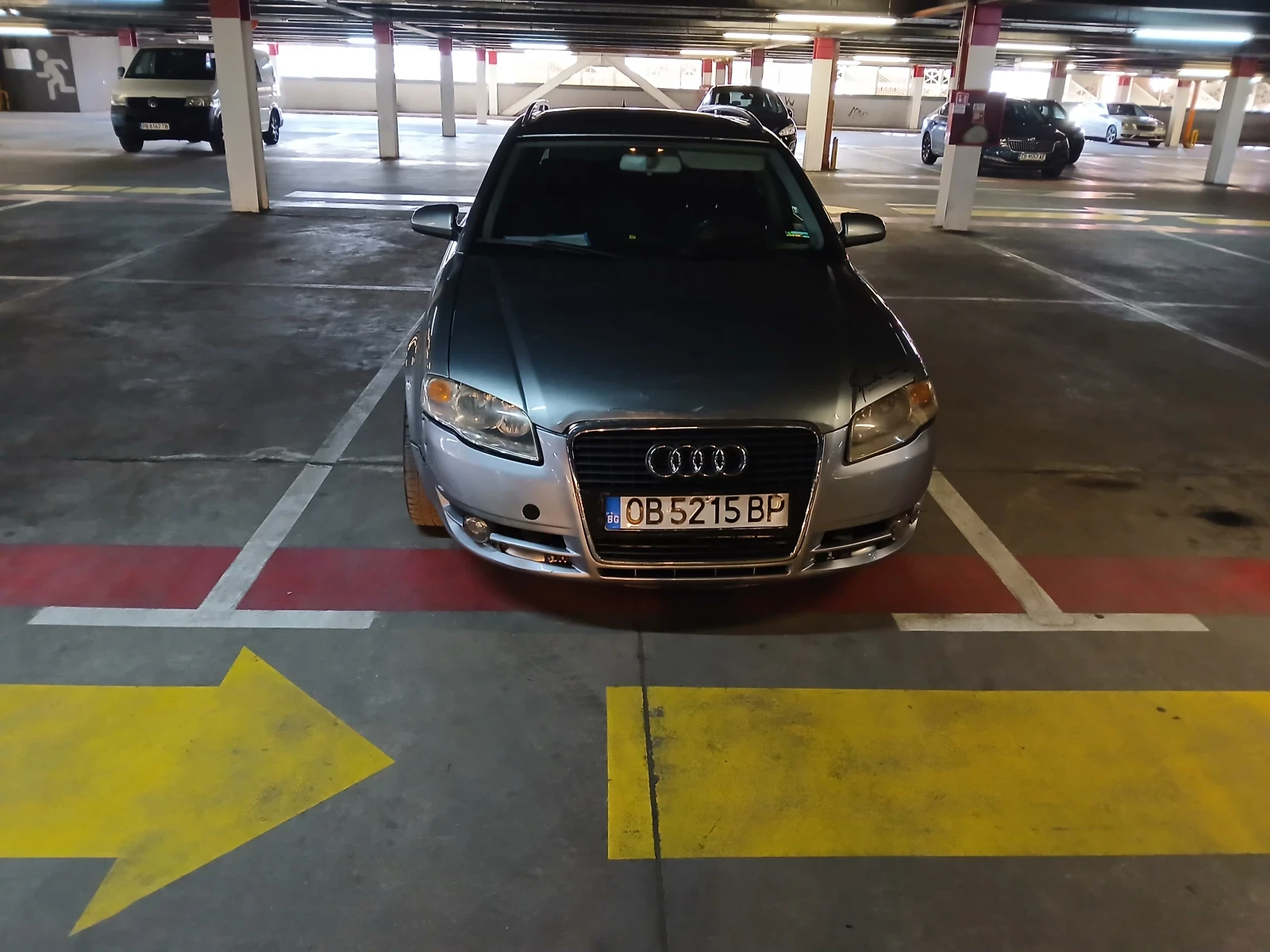 Audi A4 2.5 Tdi, снимка 11 - Автомобили и джипове - 53535235