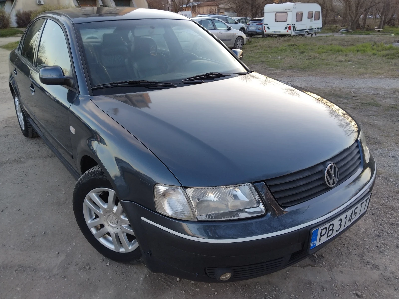 VW Passat 1.9TDI//KLIMA///, снимка 5 - Автомобили и джипове - 53801964