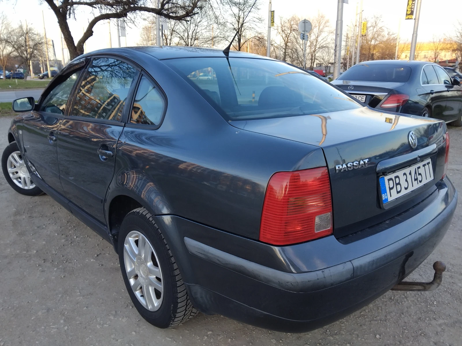 VW Passat 1.9TDI//KLIMA///, снимка 10 - Автомобили и джипове - 53801964