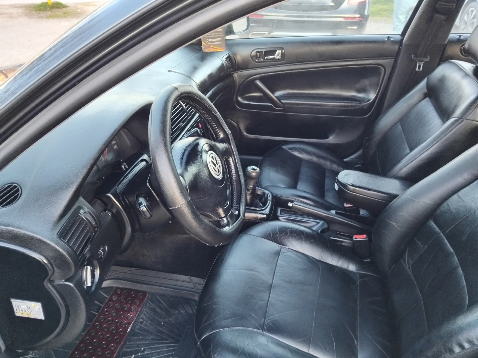 VW Passat 1.9TDI//KLIMA///, снимка 16 - Автомобили и джипове - 53801964