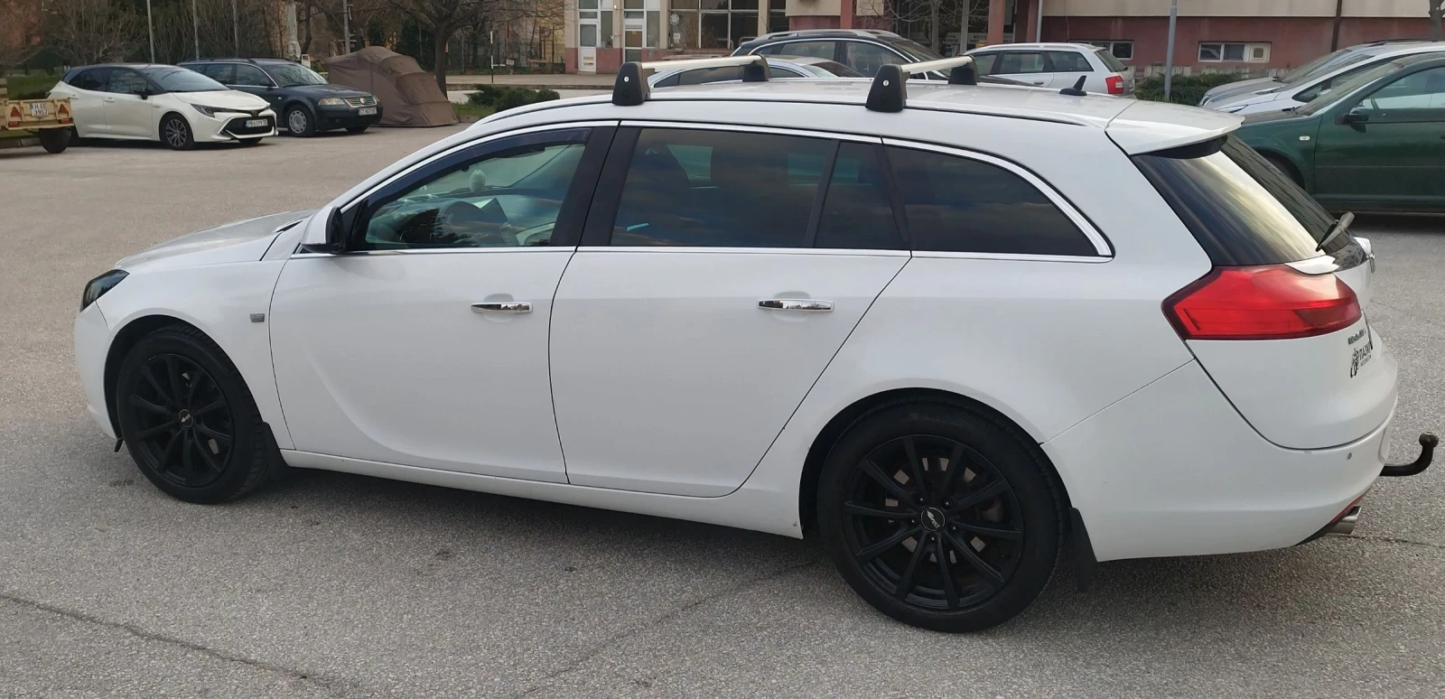 Opel Insignia 2.0, снимка 3 - Автомобили и джипове - 53865642