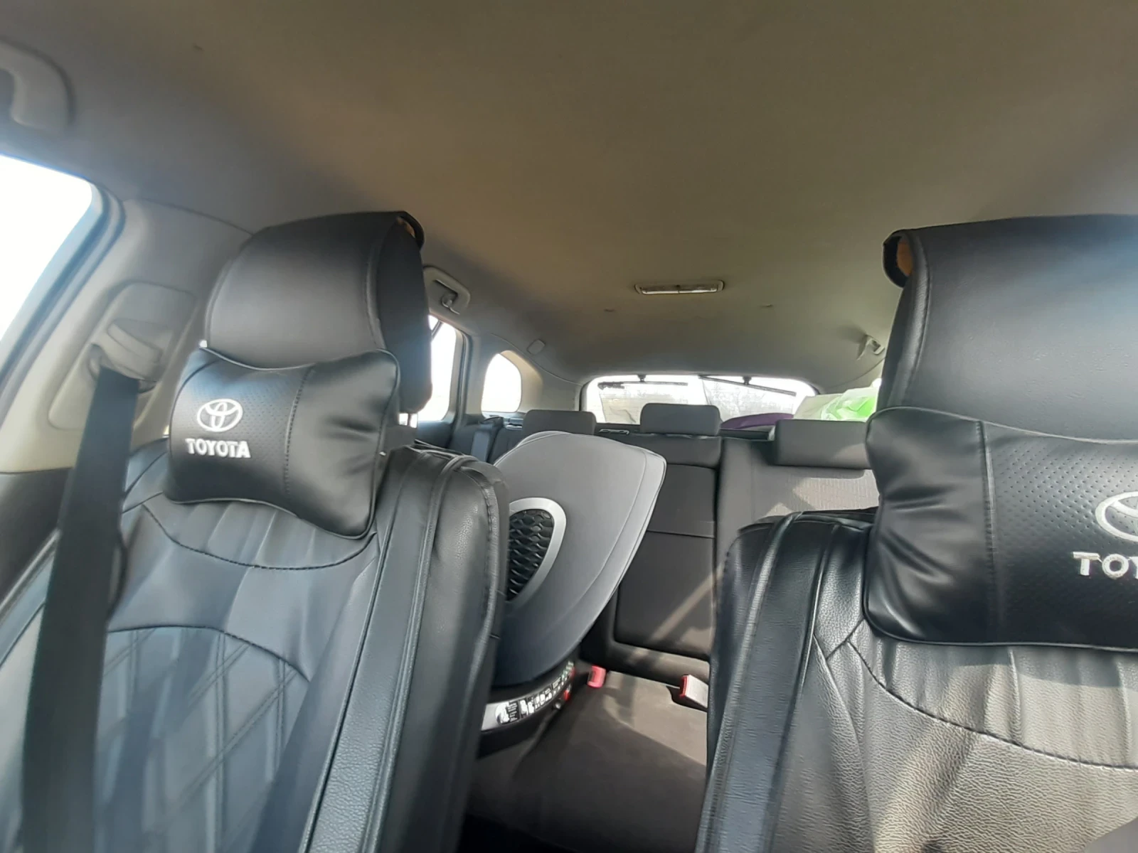 Toyota Avensis 2.2 150, снимка 10 - Автомобили и джипове - 53927462