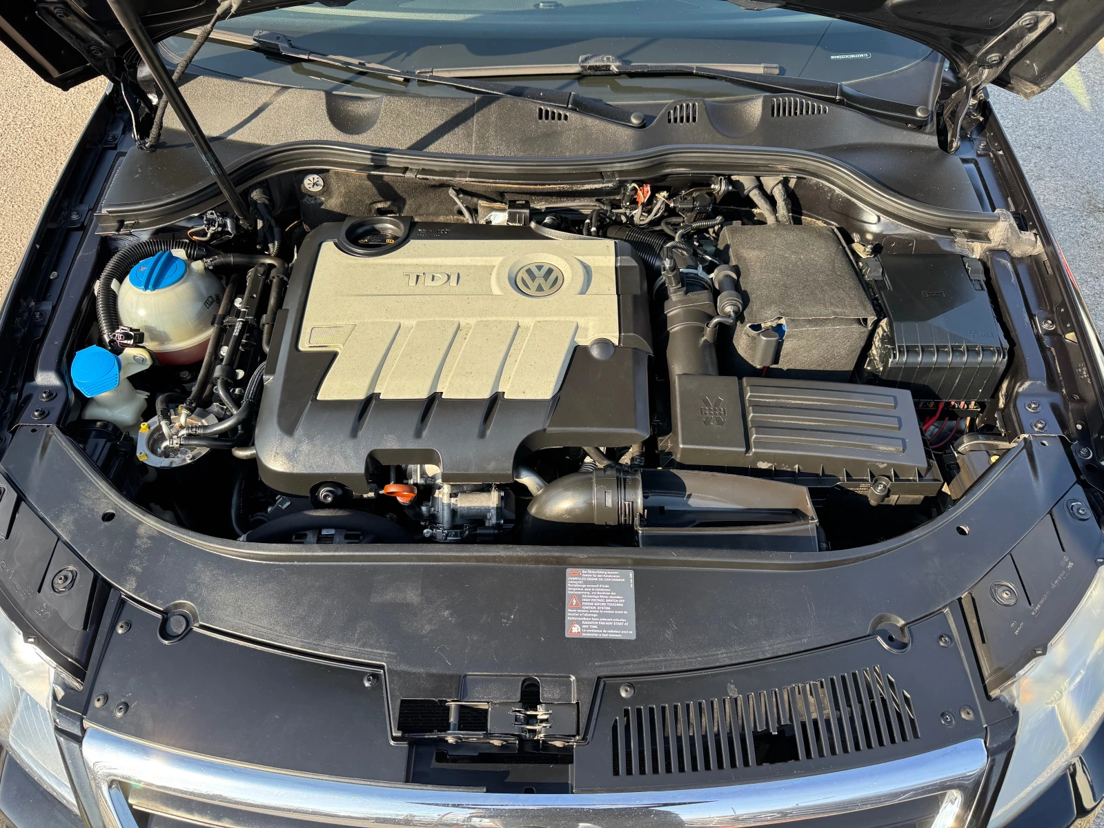 VW Passat 2.0-TDI-Common Rail-ЛИЗИНГ, снимка 8 - Автомобили и джипове - 53975091