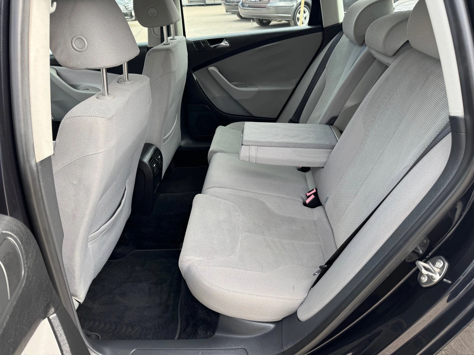 VW Passat 2.0-TDI-Common Rail-ЛИЗИНГ, снимка 16 - Автомобили и джипове - 53975091