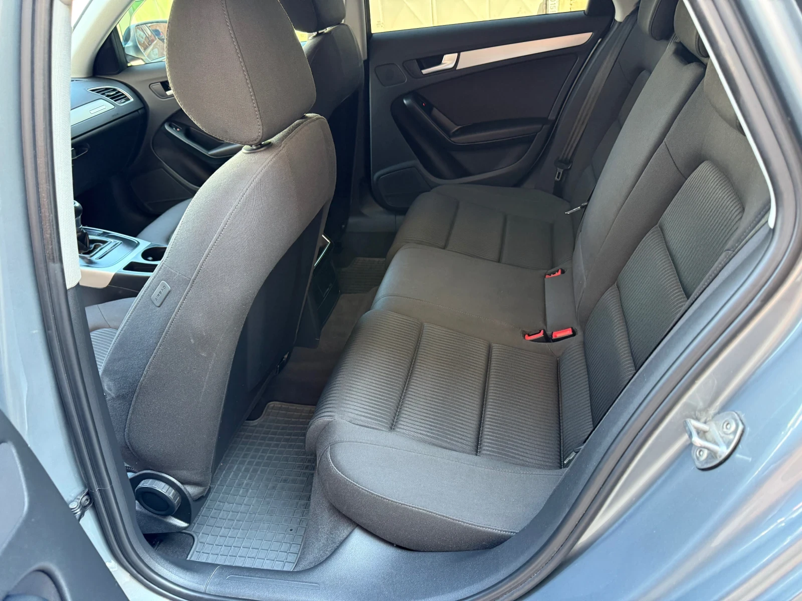 Audi A4 3.0TDI 239кс 2010г, снимка 10 - Автомобили и джипове - 54804893