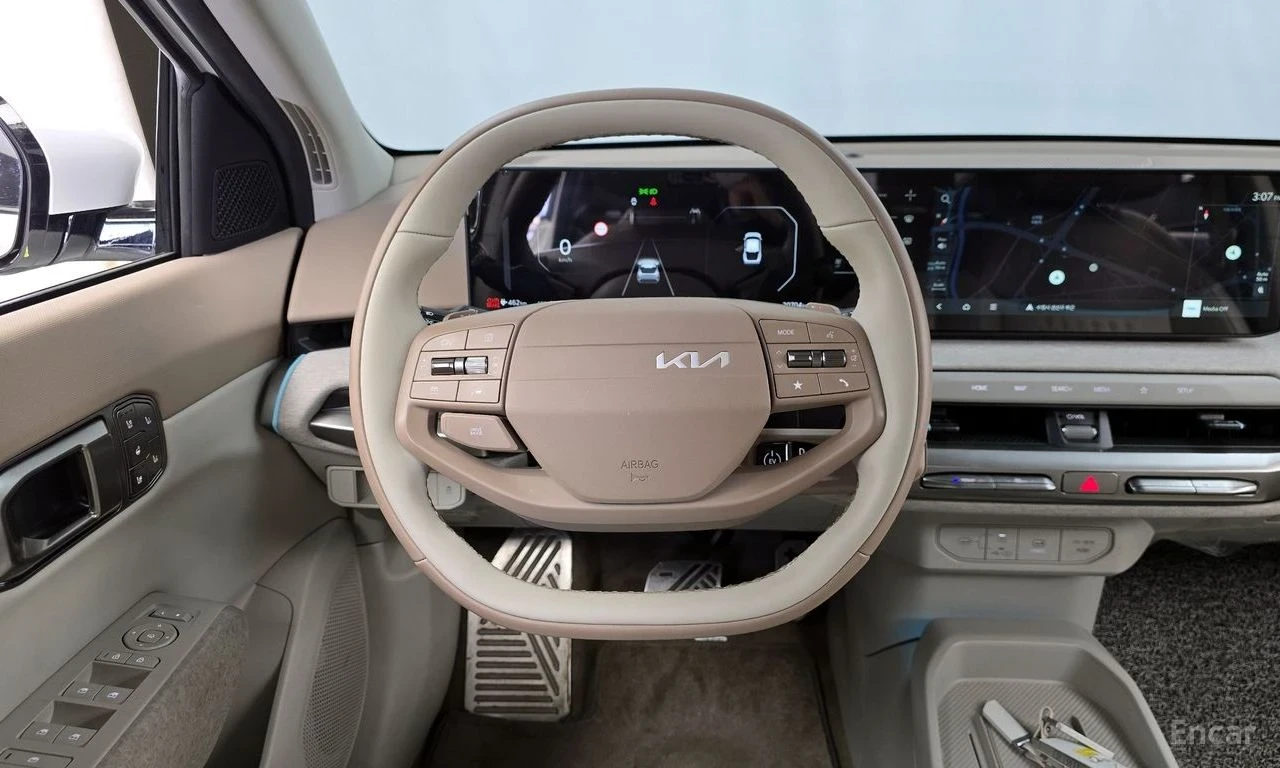 Kia EV4 Long Range 2WDEarth | 360 КАМЕРА | ОБДУХВАНЕ | , снимка 12 - Автомобили и джипове - 54387788