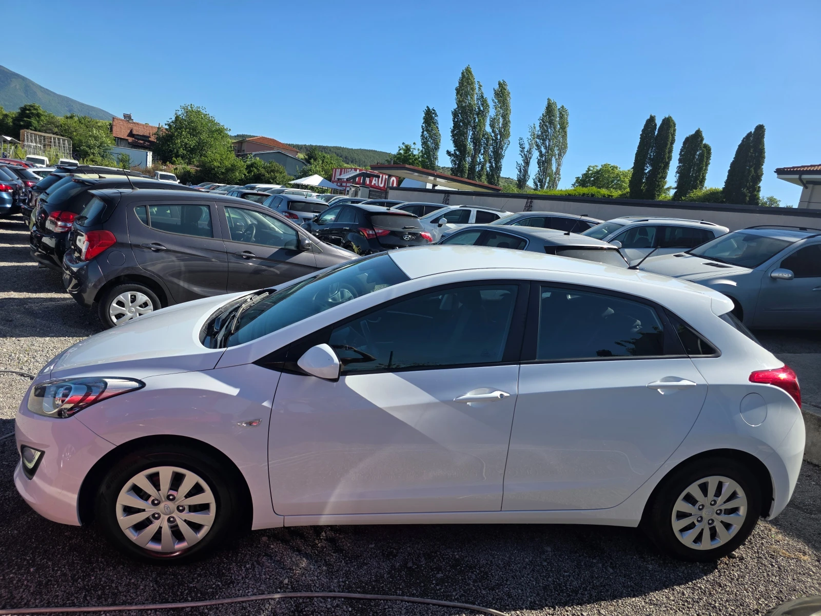 Hyundai I30 1.4i 100k.c EURO6 , снимка 7 - Автомобили и джипове - 54713578