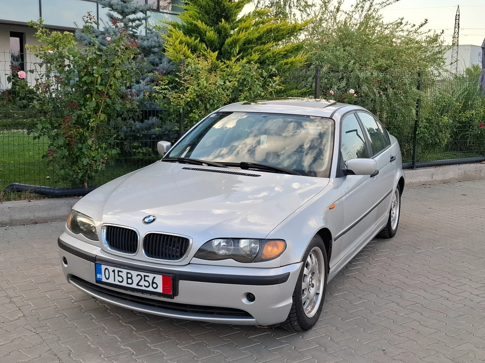 BMW 320 2.0D* (136кс)* FACELIFT* НОВ ВНОС* , снимка 9 - Автомобили и джипове - 55343111