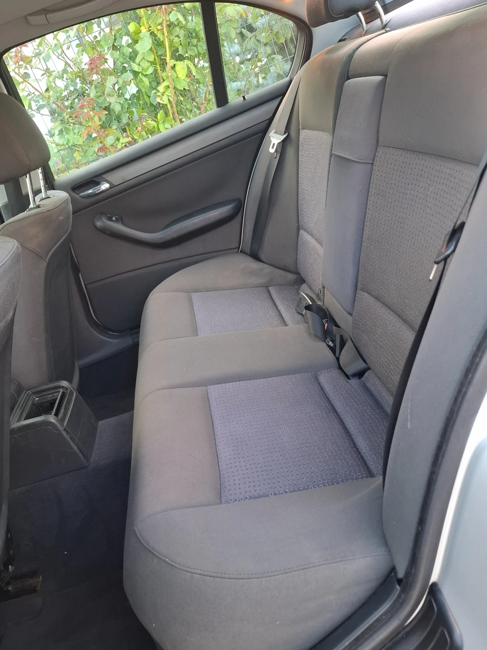 BMW 320 2.0D* (136кс)* FACELIFT* НОВ ВНОС* , снимка 15 - Автомобили и джипове - 55343111