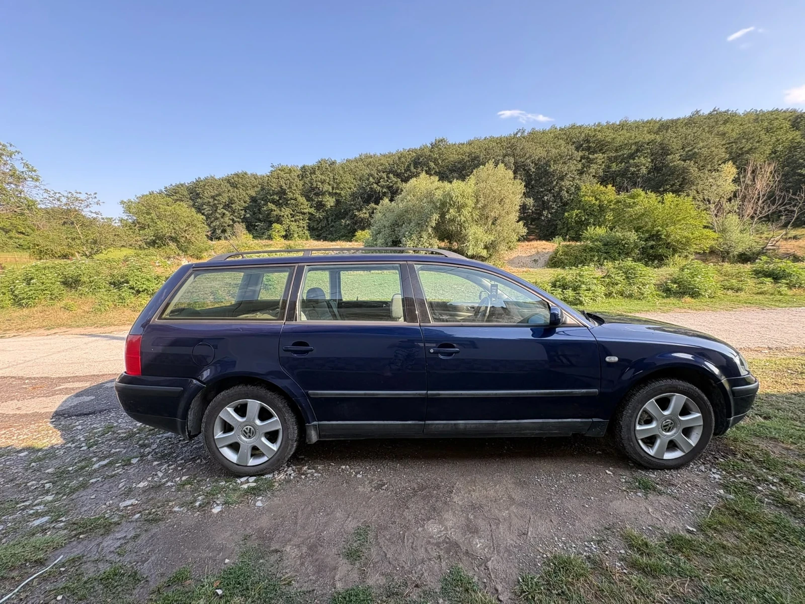 VW Passat, снимка 10 - Автомобили и джипове - 55350003