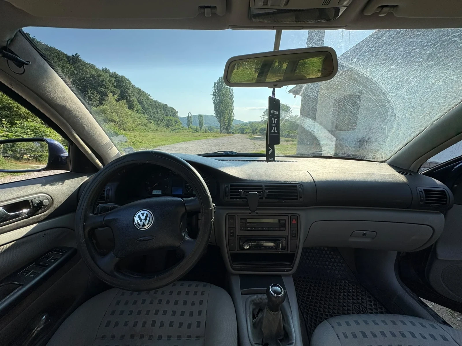 VW Passat, снимка 9 - Автомобили и джипове - 55350003