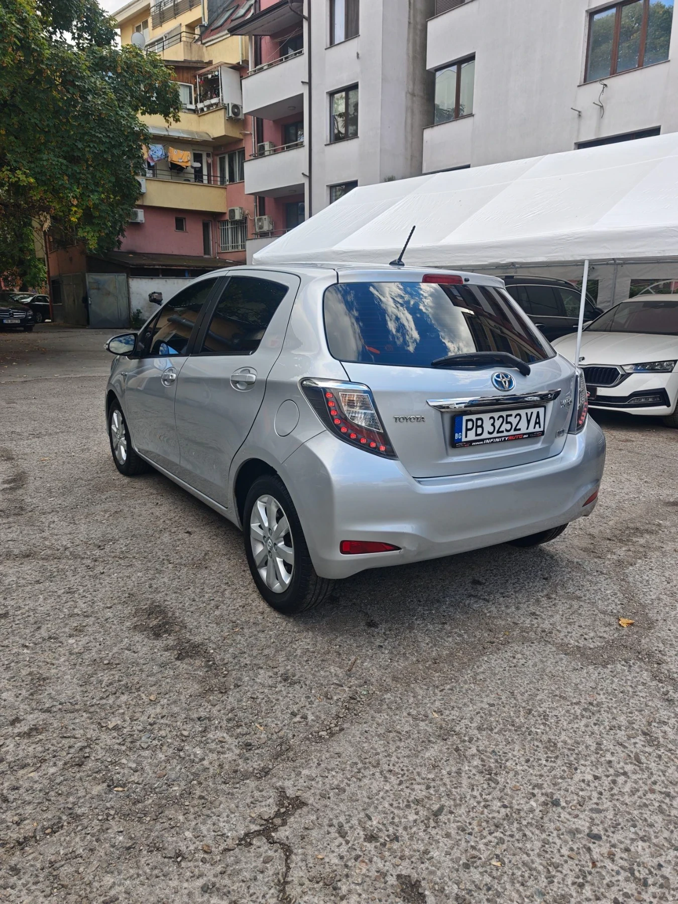 Toyota Yaris HYBRID, ����, ������, �������, �������, ���!  | Mobile.bg � ����������� 8