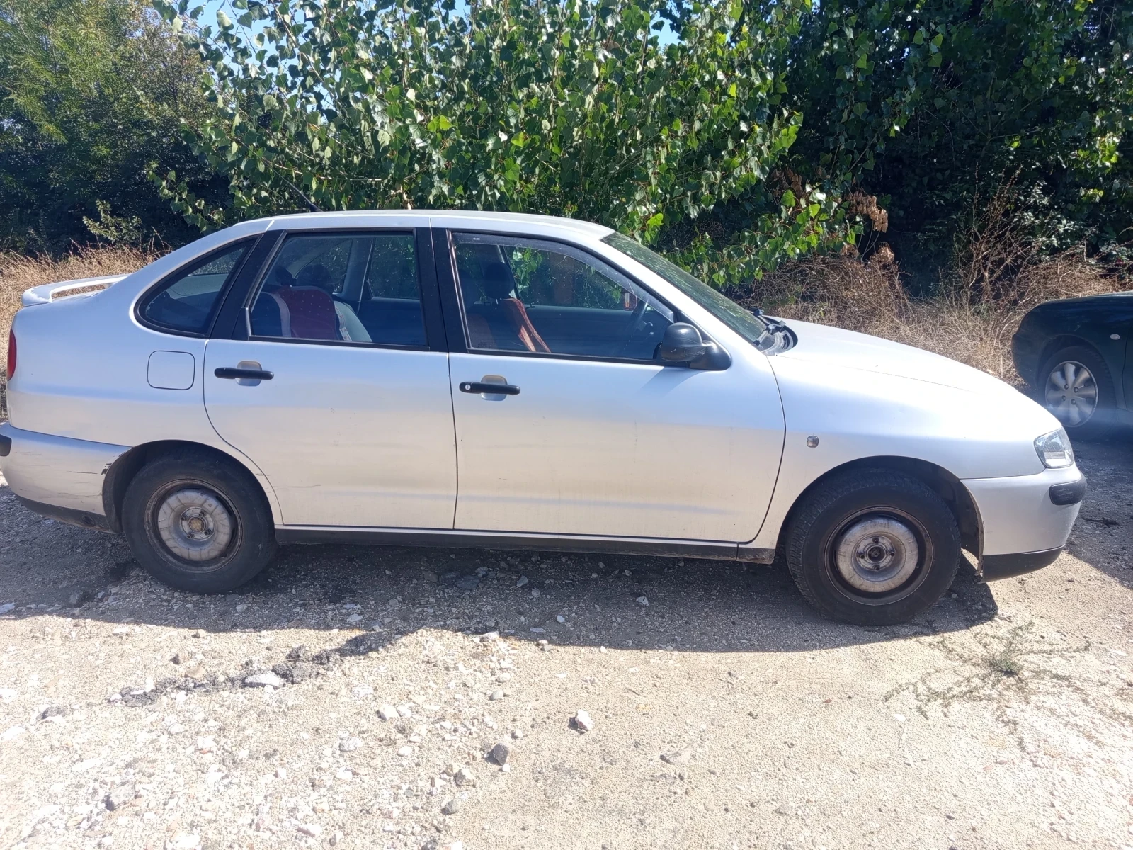 Seat Cordoba, снимка 2 - Автомобили и джипове - 56327101