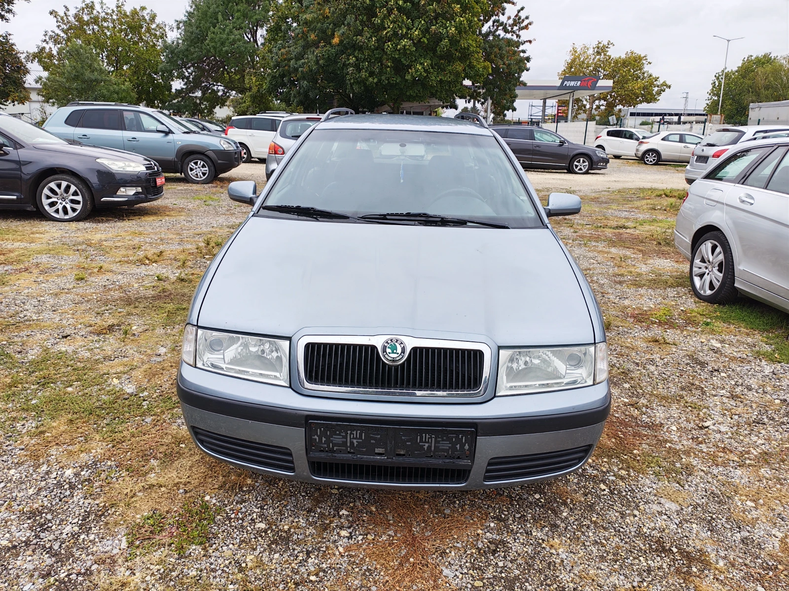 Skoda Octavia 2.0i/КЛИМА/ПОДГРЕВ, снимка 2 - Автомобили и джипове - 56477504