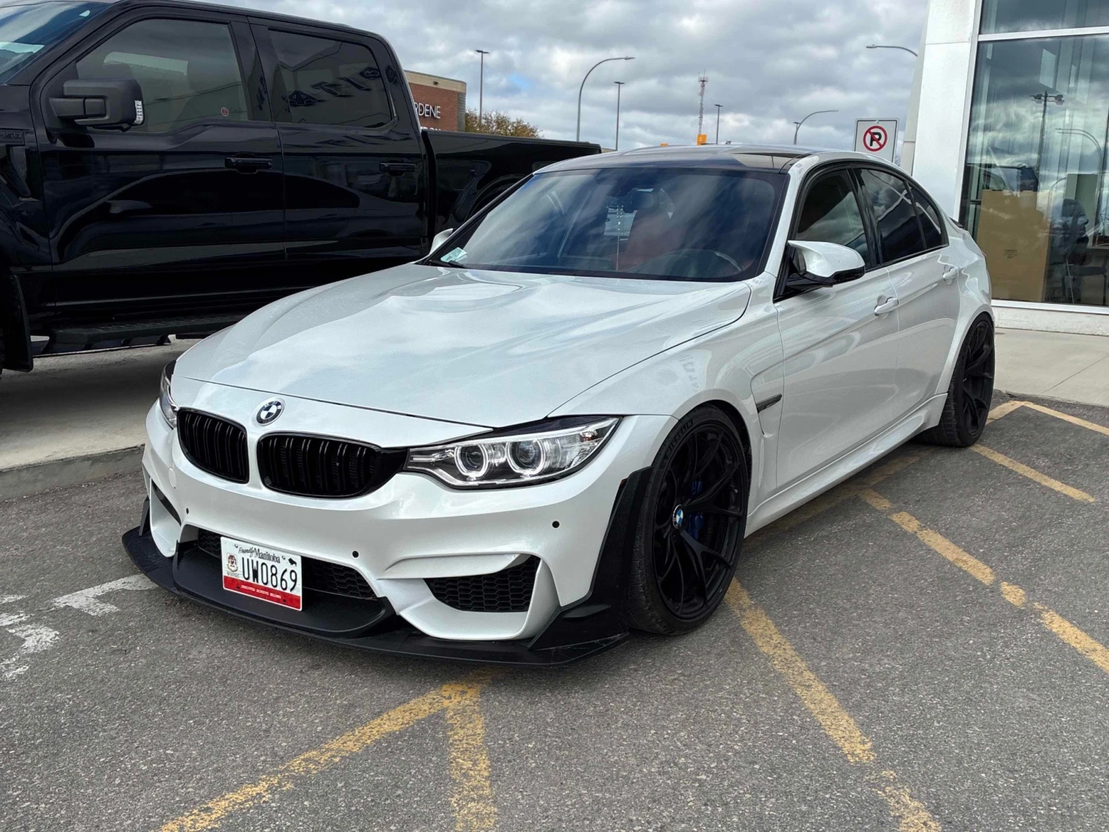 BMW M3 4dr Sdn / лизинг