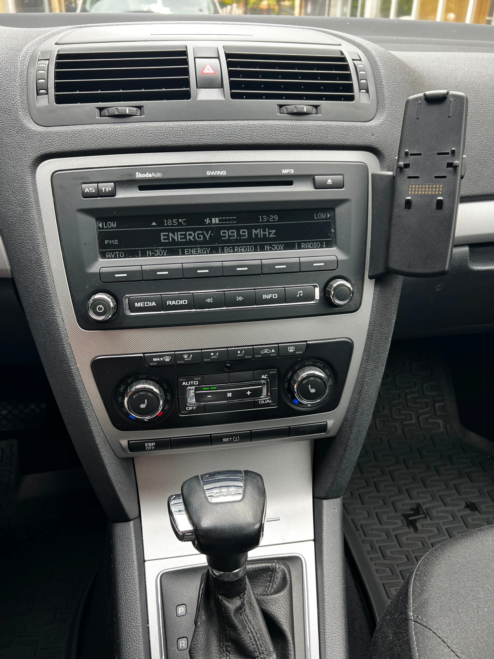 Skoda Octavia, снимка 9 - Автомобили и джипове - 56565522