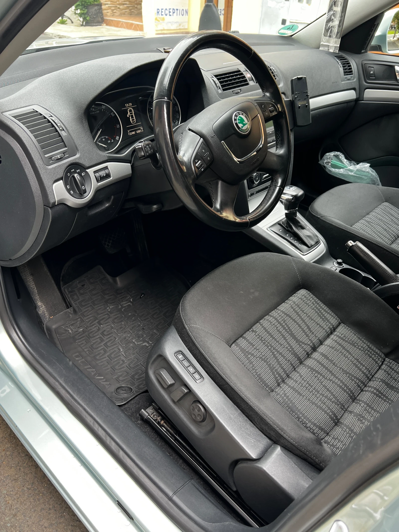 Skoda Octavia, снимка 8 - Автомобили и джипове - 56565522