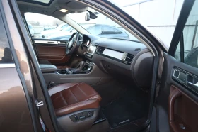 VW Touareg 3.0 TDI BiXenon Dynaudio Luft ACC PANORAMA @iCarbg, снимка 14