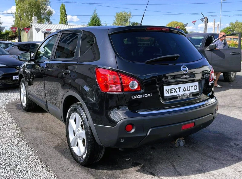 Nissan Qashqai 2.0i 141HP ПАНОРАМА, снимка 7 - Автомобили и джипове - 46865801