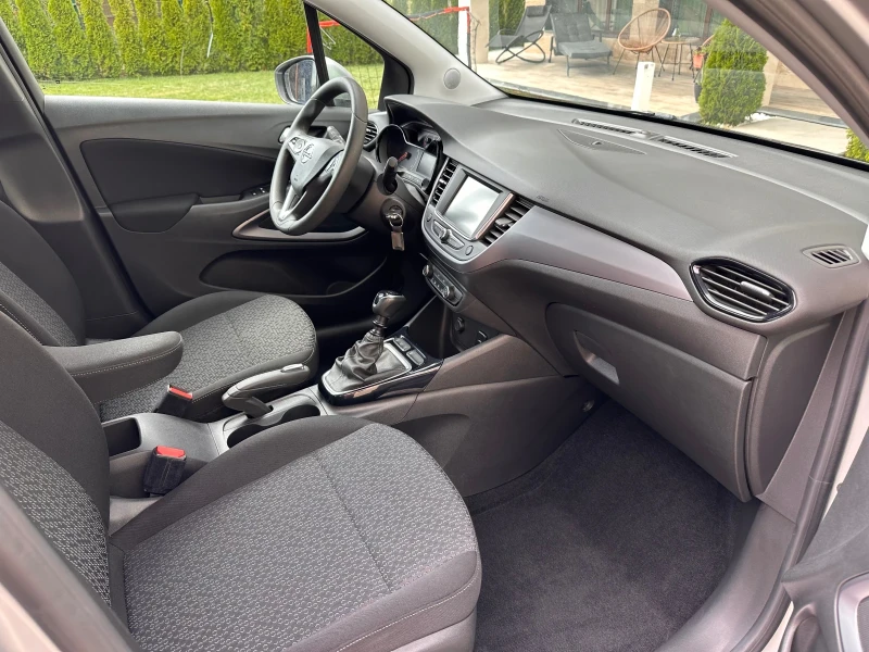 Opel Crossland X 1.5d , снимка 9 - Автомобили и джипове - 46986565