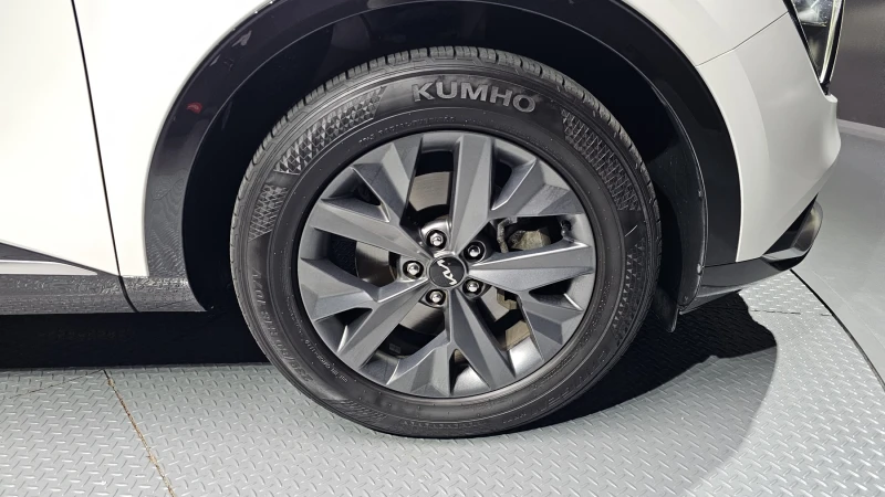 Kia Sportage 2.0 2WD NOBLESSE , снимка 5 - Автомобили и джипове - 52474425