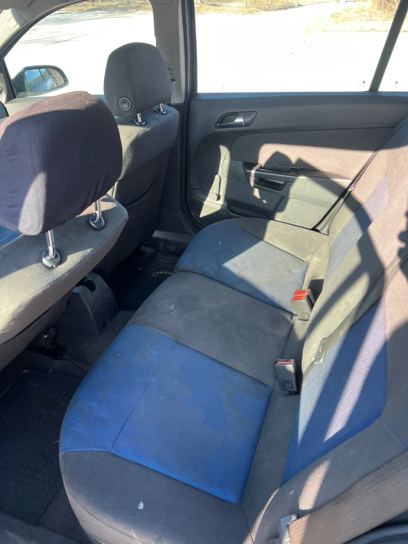 Opel Astra H Caravan 1.7 CDTI | 2008 г. | Ръчка | , снимка 8 - Автомобили и джипове - 53179509