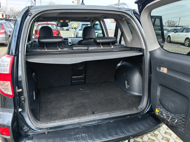 Toyota Rav4, снимка 12 - Автомобили и джипове - 53454066