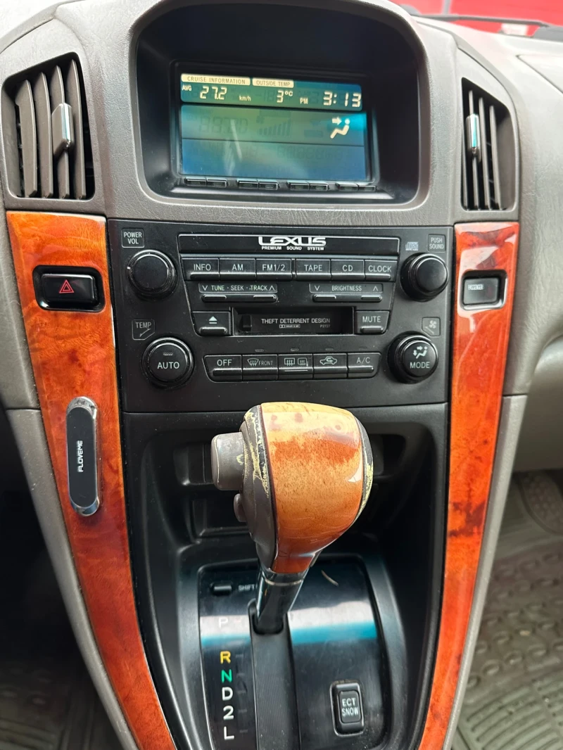 Lexus RX 300 3.0 201 hp, снимка 8 - Автомобили и джипове - 53573414