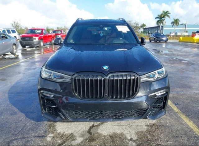 BMW X7 M50i, снимка 5 - Автомобили и джипове - 49203119