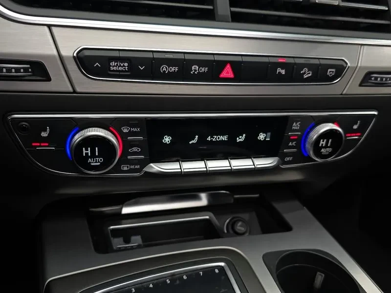 Audi Q7 45 TFSI QUATTRO, снимка 14 - Автомобили и джипове - 54739713