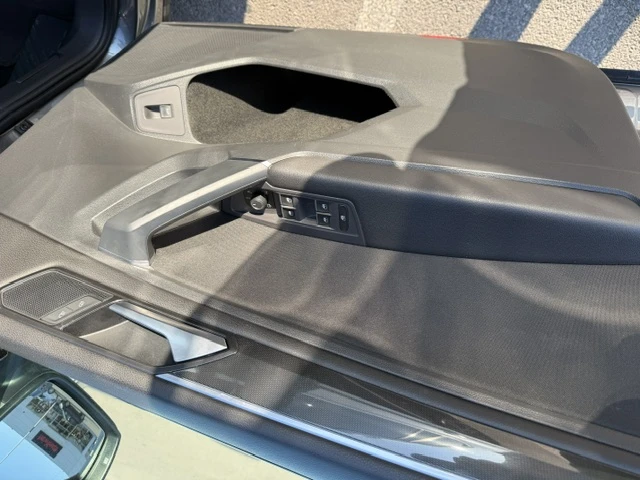VW Tiguan Allspace 2 TDI, снимка 14 - Автомобили и джипове - 55546899