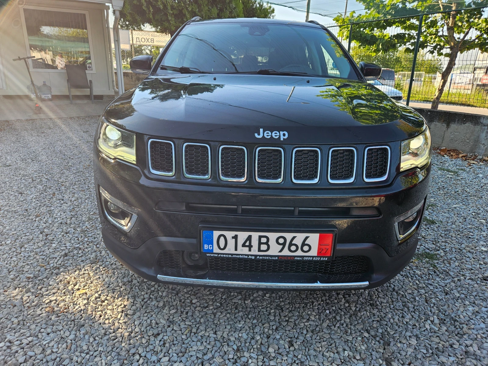 Jeep Compass 2.0 m-jet 4x4  - изображение 2