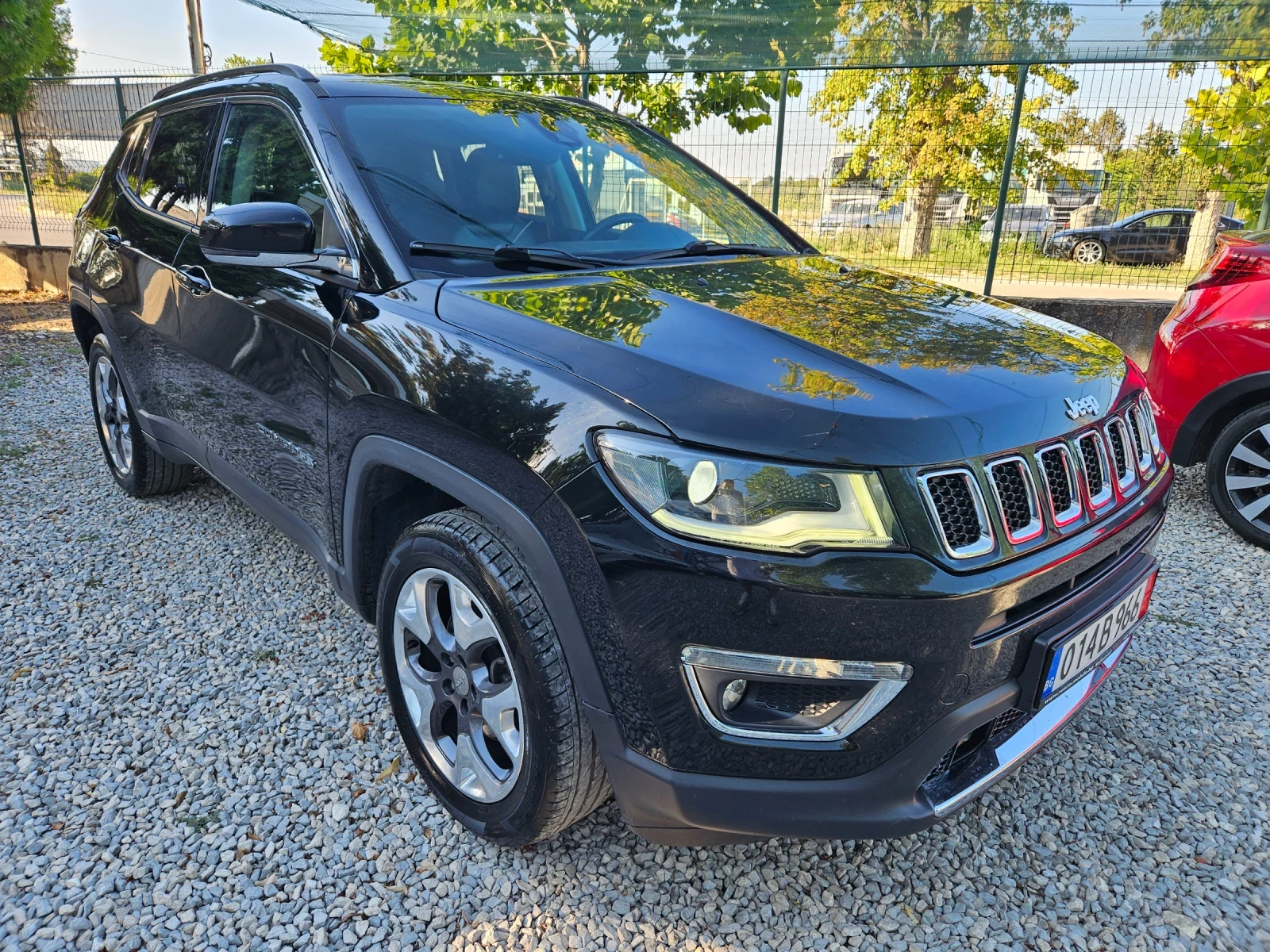 Jeep Compass 2.0 m-jet 4x4  - изображение 3