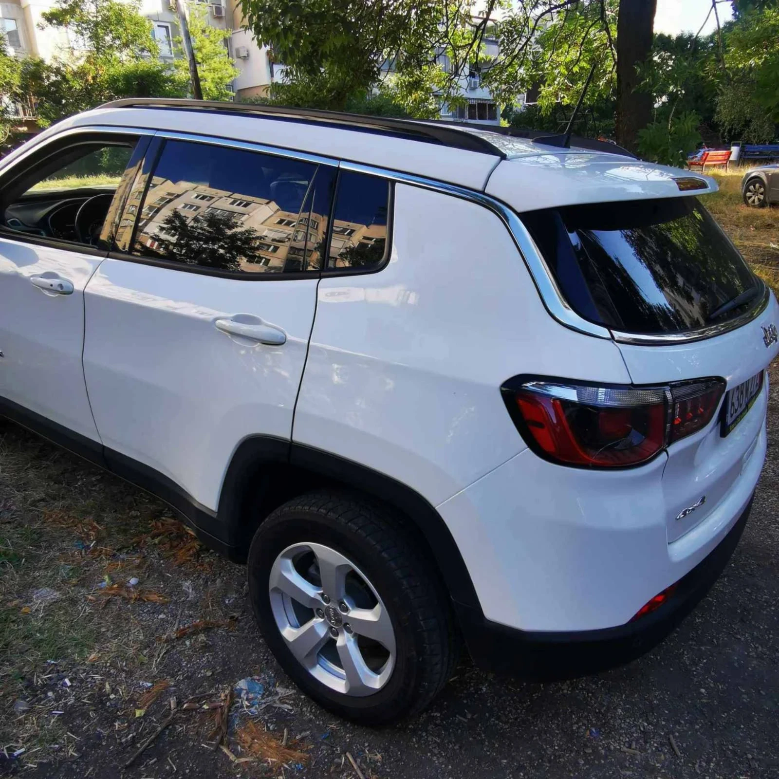 Jeep Compass 2.4i 4x4 latituid 185k.s - изображение 2