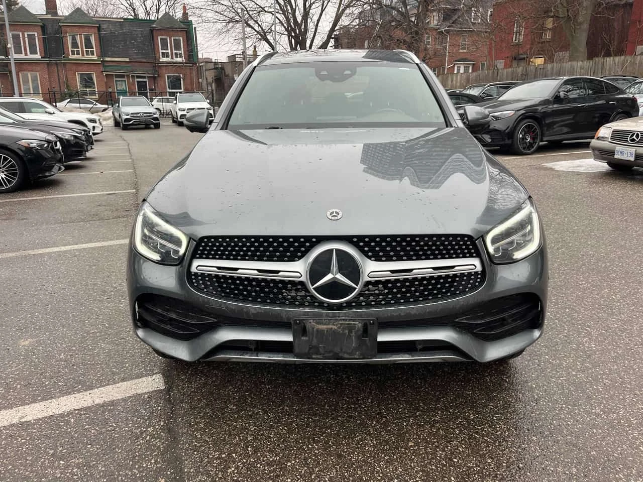 Mercedes-Benz GLC 300 CARFAX/360/PANO/ПРЕДСТАВИТЕЛСТВО НА MERCEDES  - изображение 2