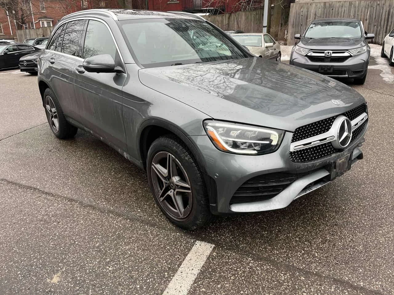 Mercedes-Benz GLC 300 CARFAX/360/PANO/ПРЕДСТАВИТЕЛСТВО НА MERCEDES  - изображение 3