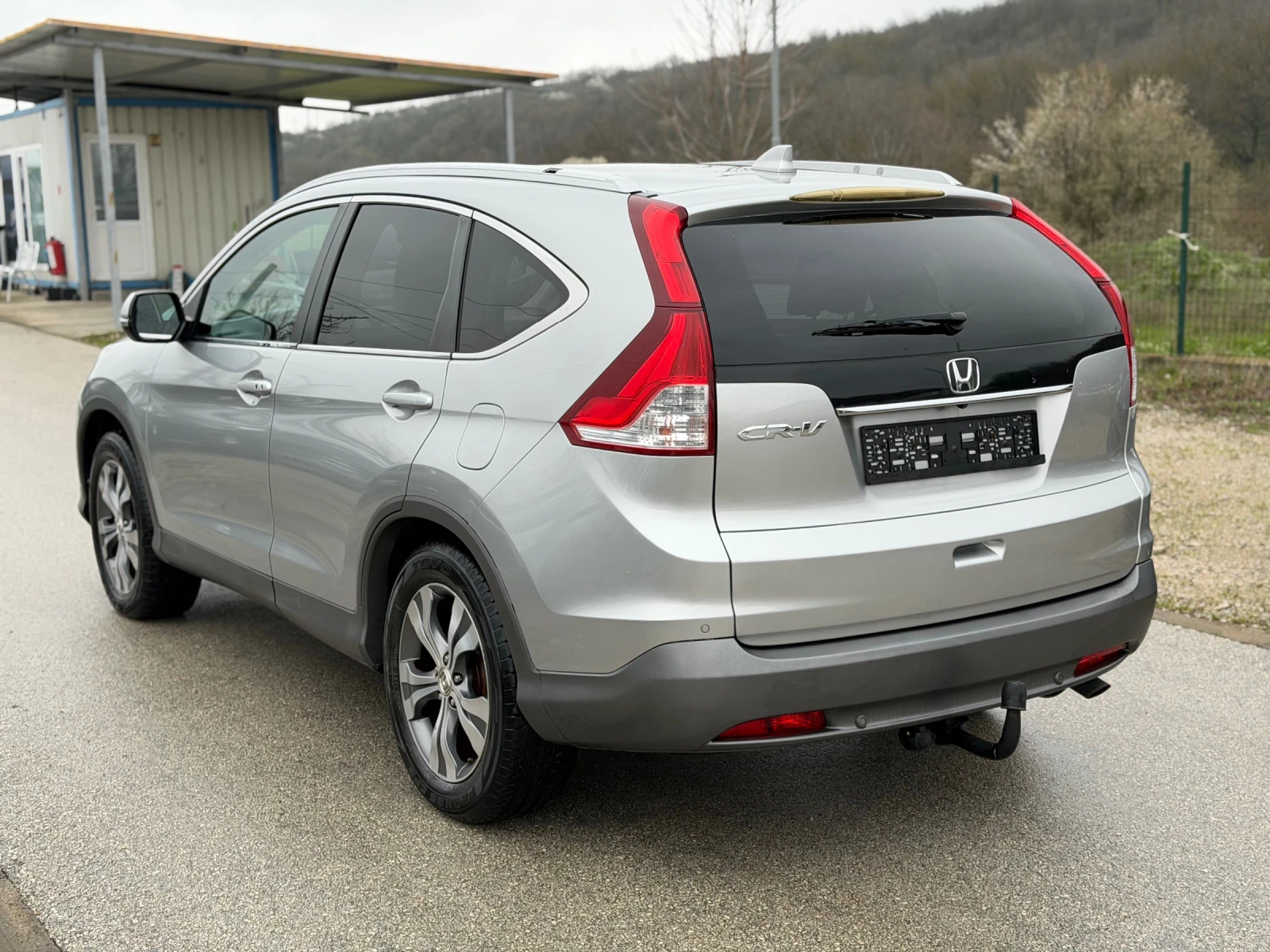 Honda Cr-v 2.2 i-DTEC AWD ШВЕЙЦАРИЯ, снимка 4 - Автомобили и джипове - 54086936