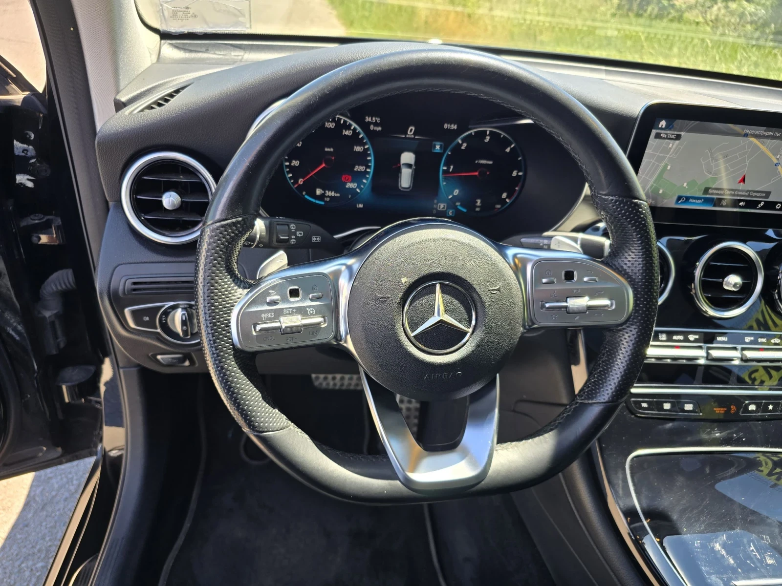 Mercedes-Benz GLC 220 PREMIUM/AMG/CAMERA/PANORAMA, снимка 9 - Автомобили и джипове - 55048579